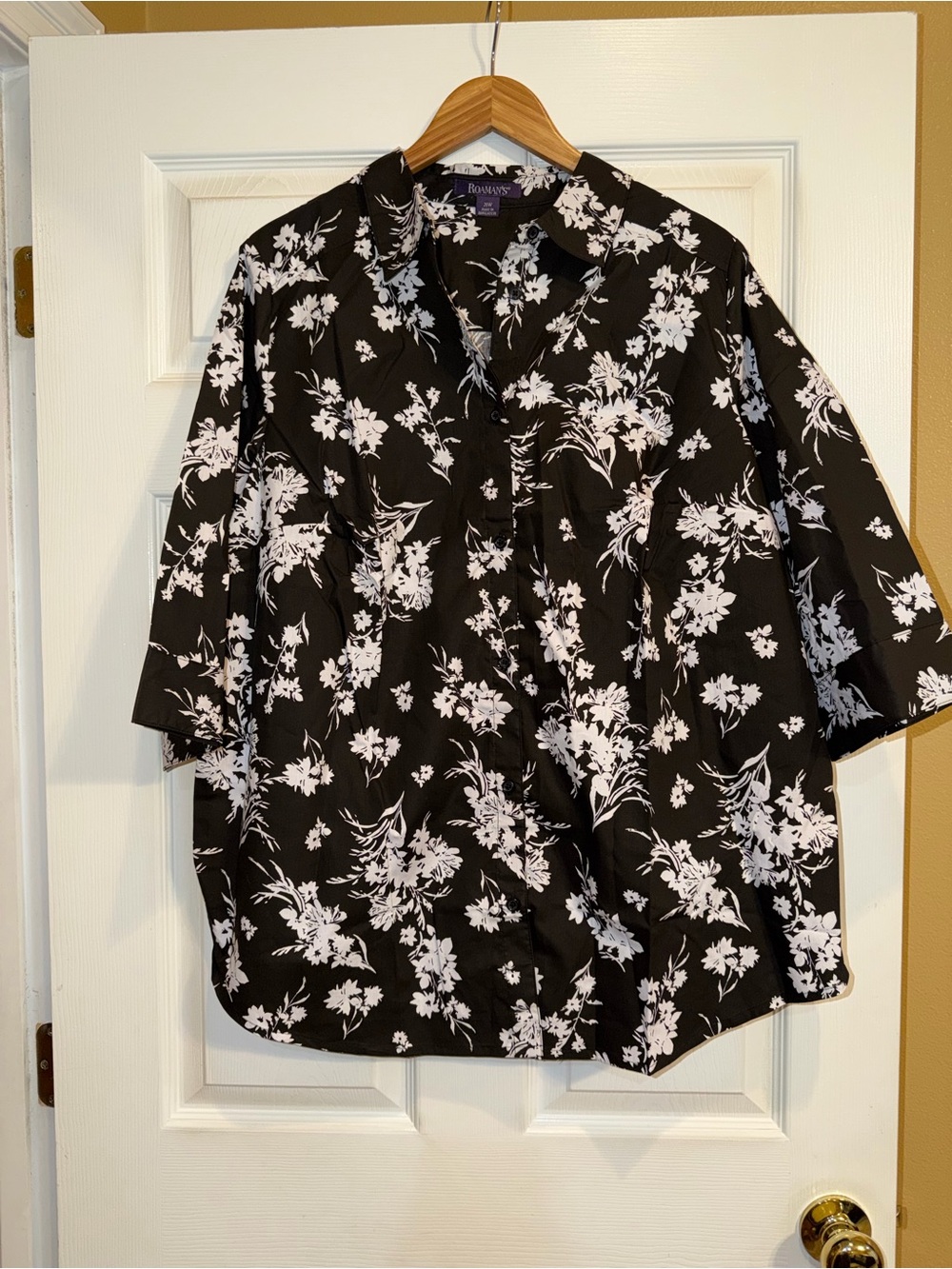 Roaman's Black and White Floral Button-Down Shirt